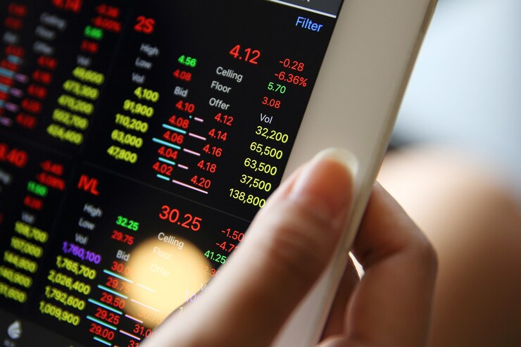 طرق تداول النفط الخام 2025